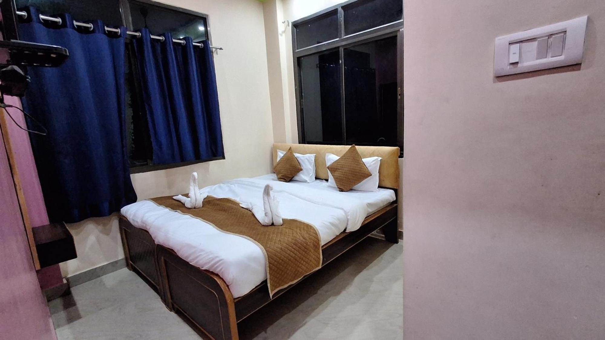 Shree Balaji Paying Guest House فاراناسي المظهر الخارجي الصورة